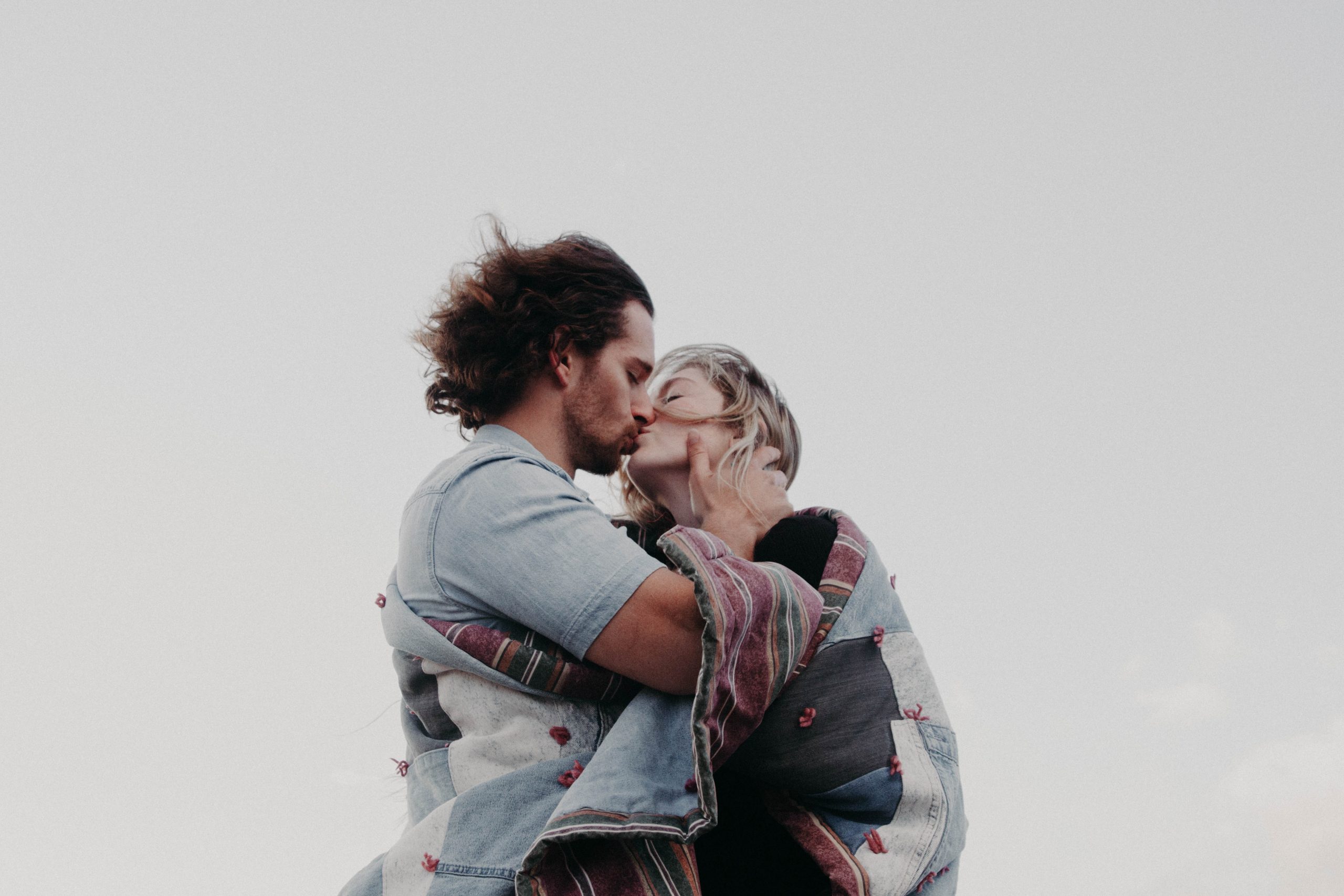 Comigo é na base do beijo, e com você?